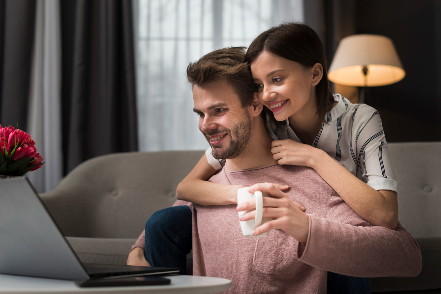 ¿Por qué el deseo sexual en la pareja no se pierde, sino que se descuida?